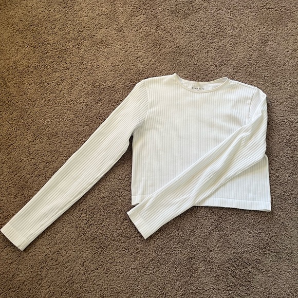 3 dynamite crop tops - Picture 2 of 5